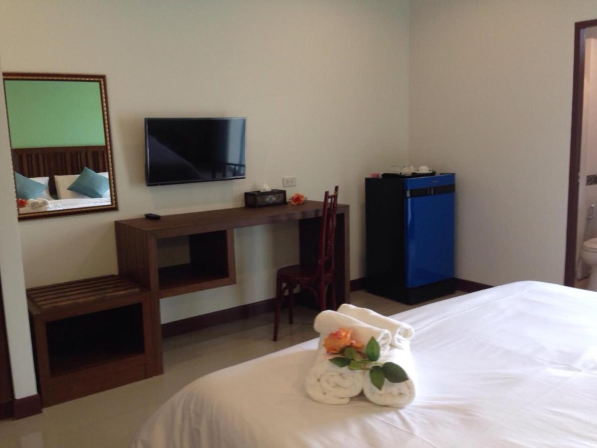 Bs Airport At Phuket Hotel Nai Yang-stranden Eksteriør billede
