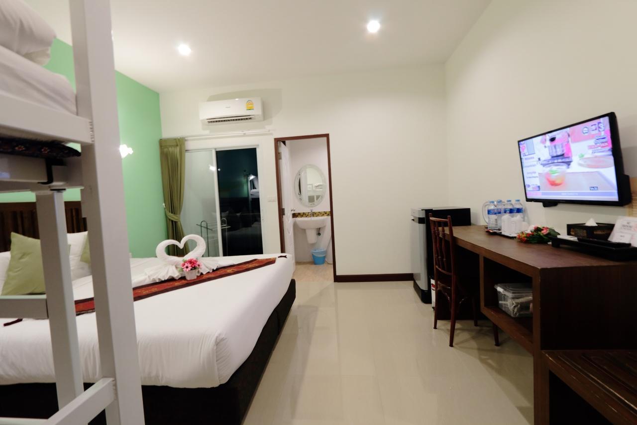 Bs Airport At Phuket Hotel Nai Yang-stranden Eksteriør billede